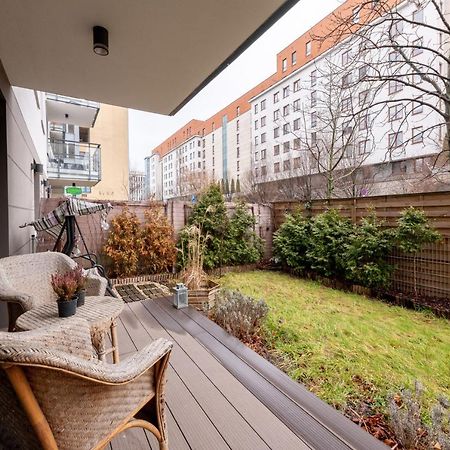 Kierbedzia 6 - Bezplatny Podziemny Parking - Free Parking - Piekny Ogrodek Z Tarasem - 2Km Lazienki Krolewskie - Wifi - Smart Tv 50 Cali - Good Apartments Warsaw Exterior photo